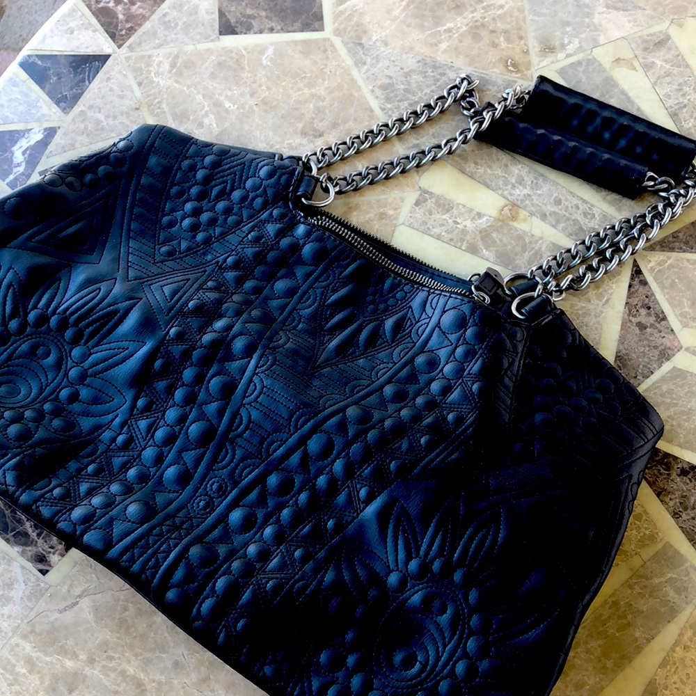 SOLD💚✅Versona Black Purse